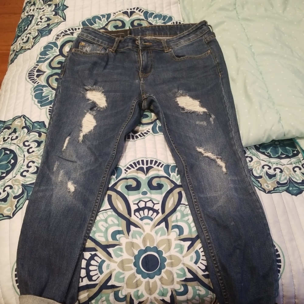 armani womens cropped distress jean